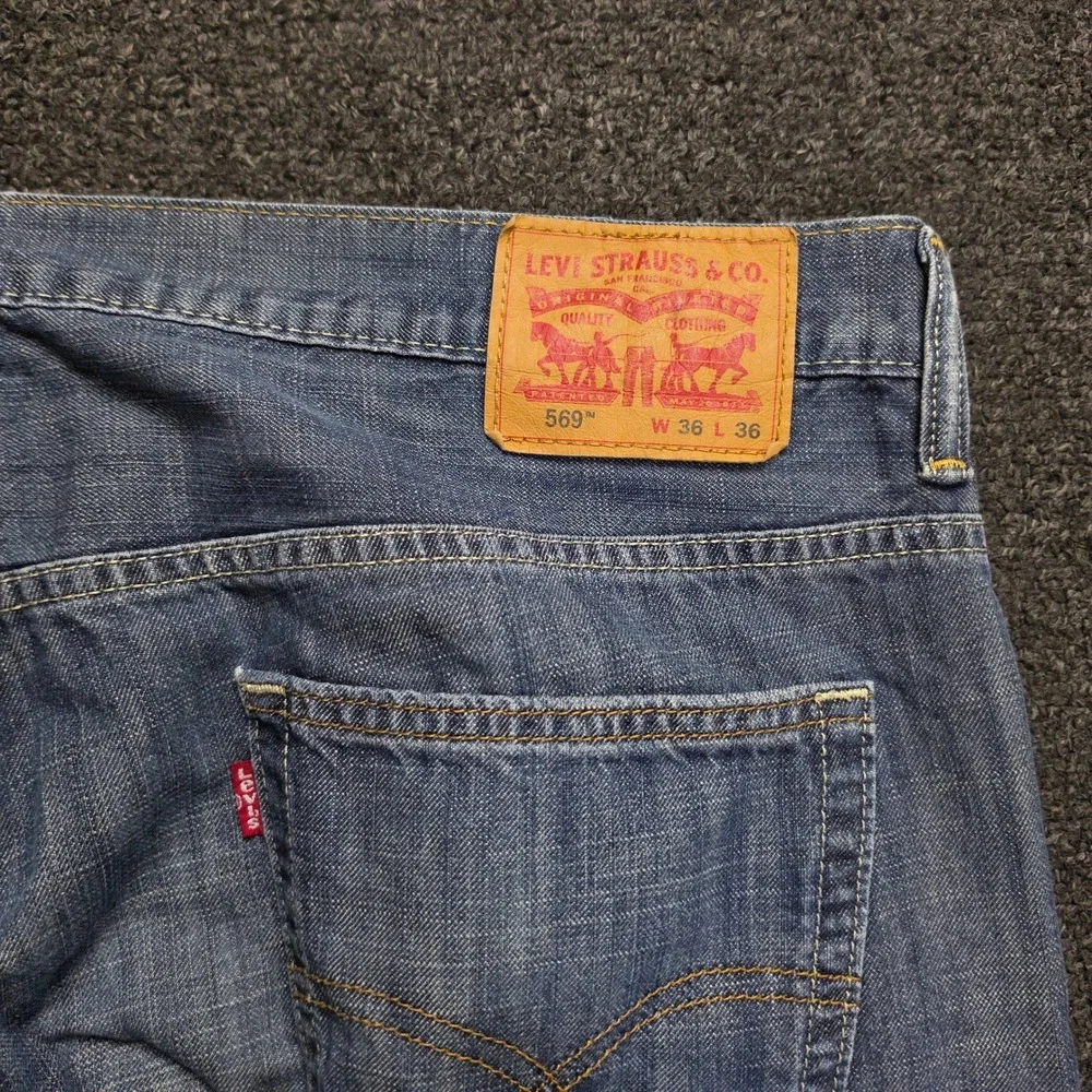 Levi's 569 Loose Straight Jeans Mens 36x36 Blue Denim Casual Classic 5-Pocket